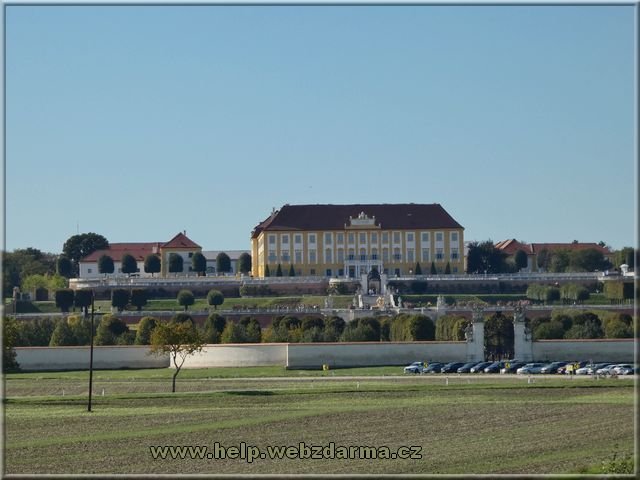 Schlosshof